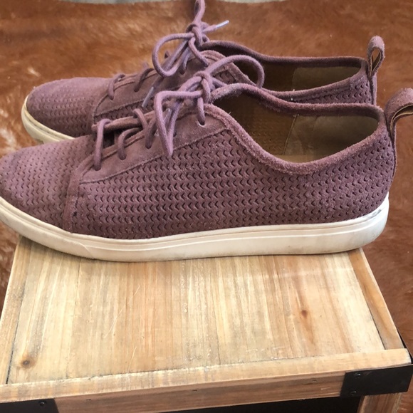 Lucky brand tennis shoes - Picture 2 of 6